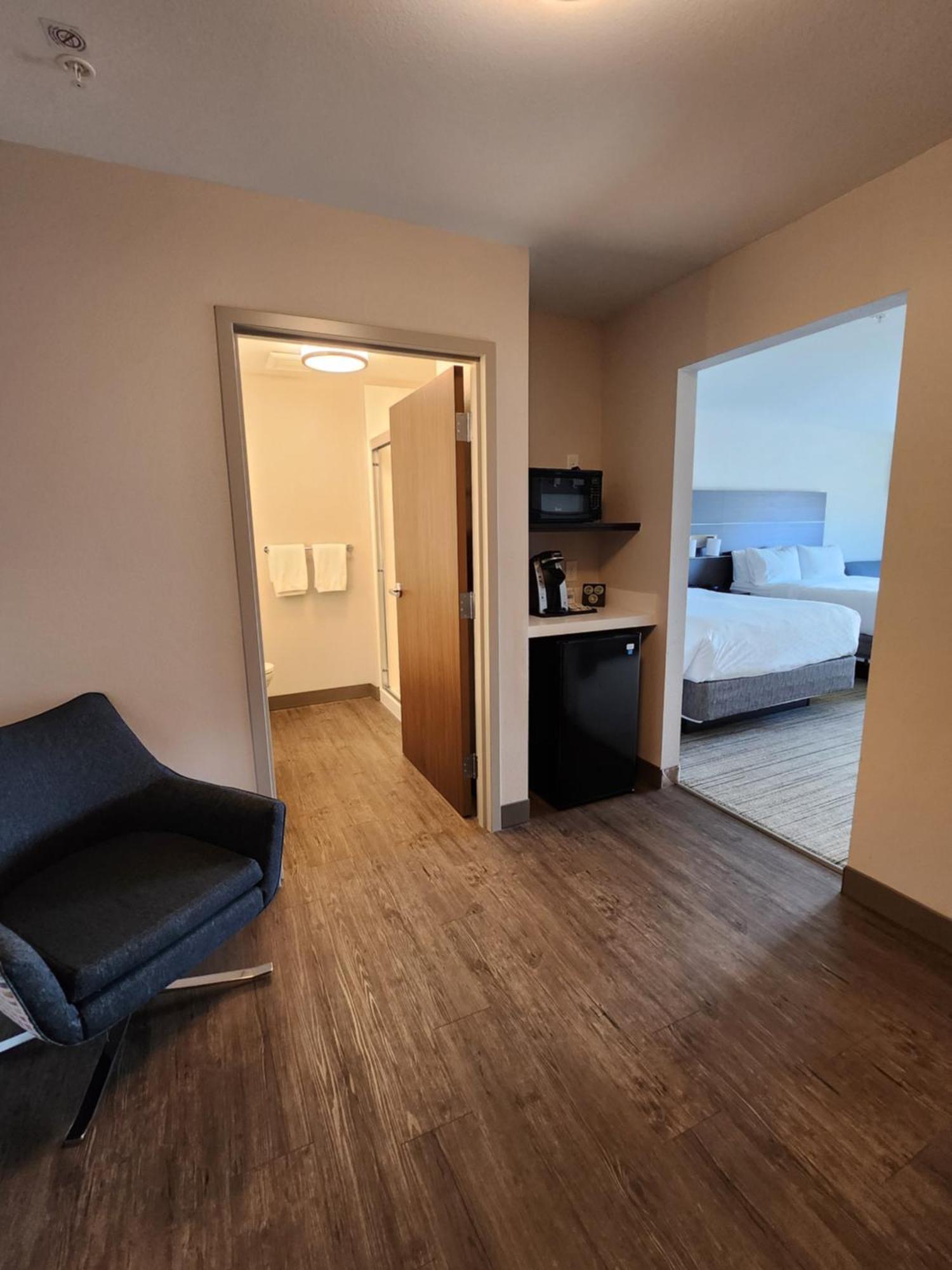 Holiday Inn Express & Suites - Camas By Ihg Exteriör bild