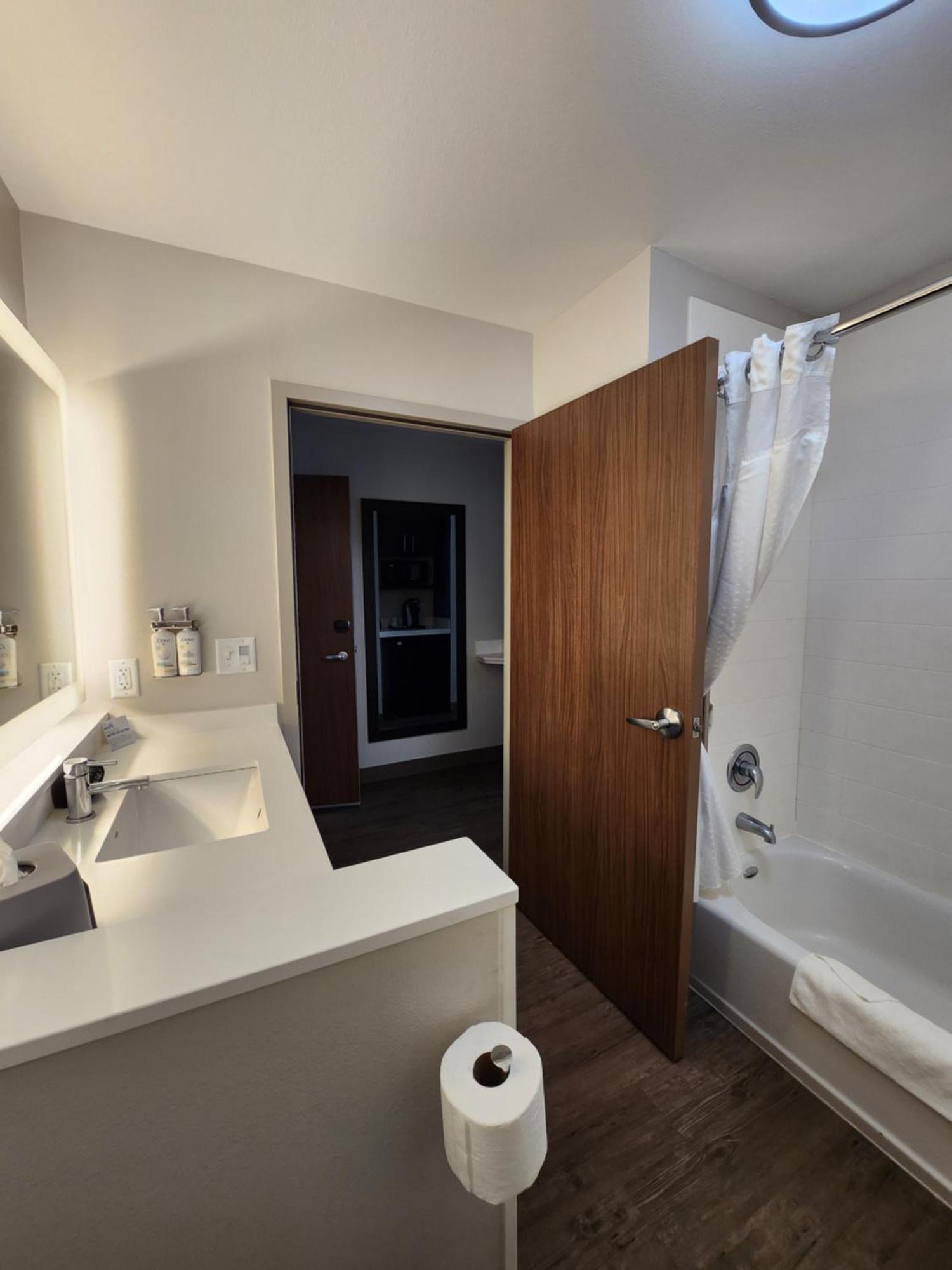 Holiday Inn Express & Suites - Camas By Ihg Exteriör bild