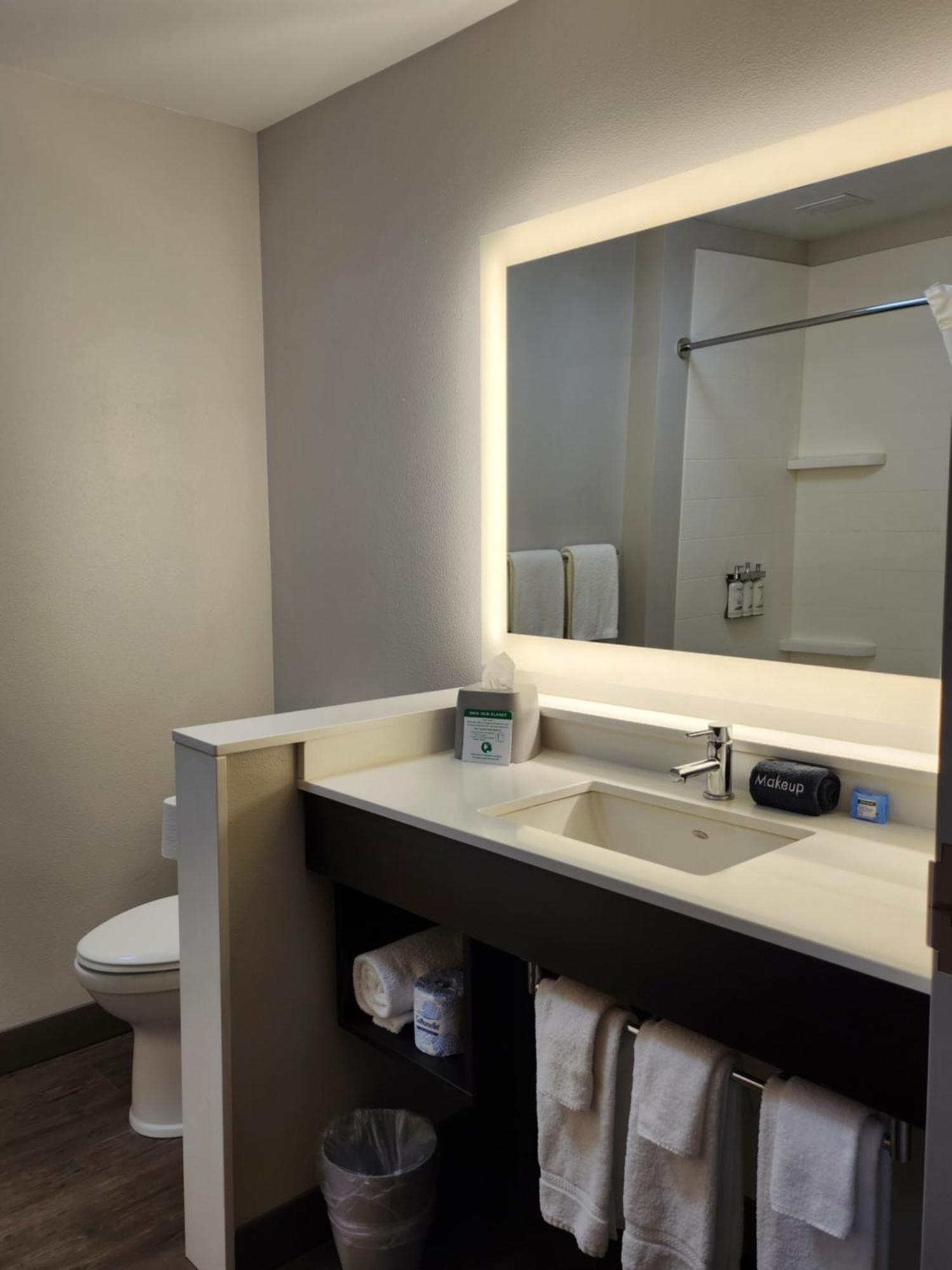 Holiday Inn Express & Suites - Camas By Ihg Exteriör bild